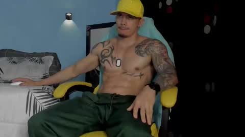 alex_sthorm online show from 11.22.25