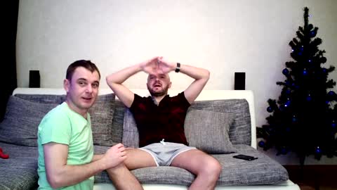 Alex and Tobey online show from 01.10.25