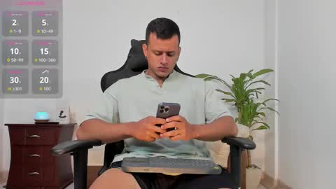 Alex Towers online show from 10.11.25