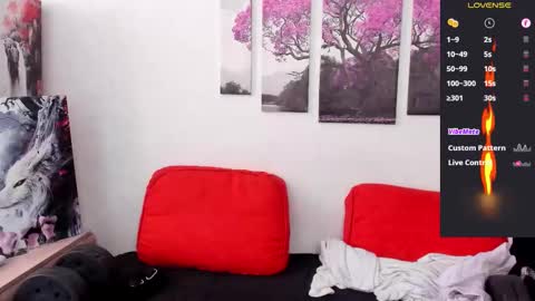 Alex WandHot online show from 10.16.25