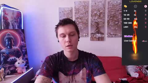 Alex WandHot online show from 04.14.26