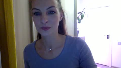 alexa_dreaam online show from 10.08.25
