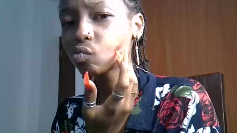 Snapshot of alexa_foxxie chatting on 02.04.25 Alexa online show from 02.04.25