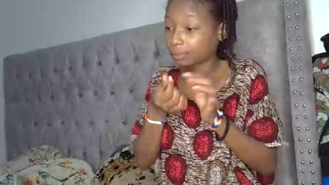 Snapshot of alexa_foxxie chatting on 02.23.25 Alexa online show from 02.23.25