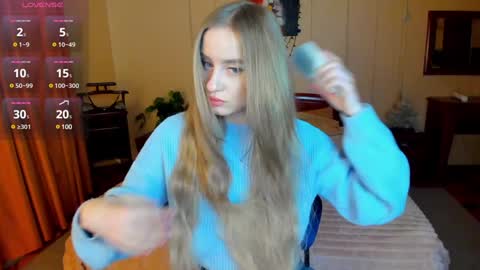 Snapshot of alexa_glory chatting on 02.08.25 Alexa online show from 02.08.25