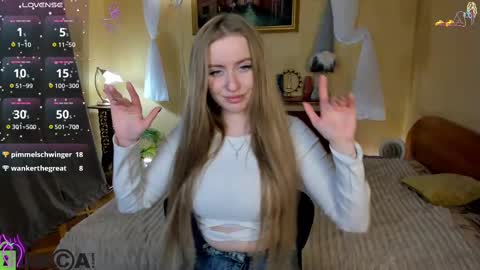 Snapshot of alexa_glory chatting on 02.18.25 Alexa online show from 02.18.25