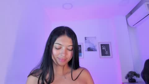 Snapshot of alexa_millers_ chatting on 01.29.25 Alexa Millers online show from 01.29.25