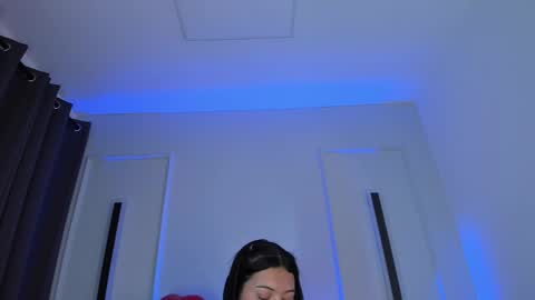 Snapshot of alexa_millers_ chatting on 02.15.25 Alexa Millers online show from 02.15.25