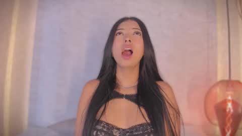 Alexa Millers online show from 11.30.25