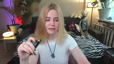 Snapshot of alexa_pirs chatting on 06.18.26 alexa_pirs online show from 06.18.26