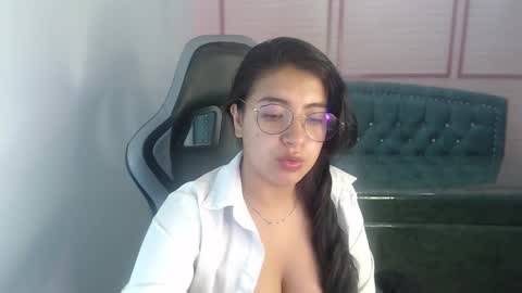Alexandra online show from 09.16.25