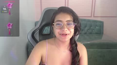 Alexandra online show from 09.25.25