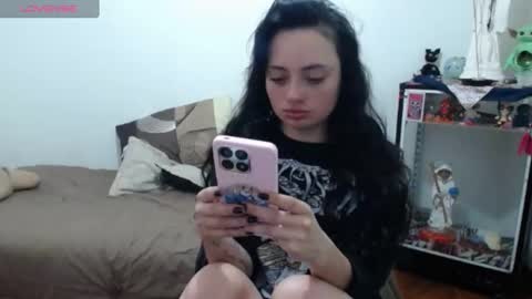 Snapshot of alexa_sweet69x chatting on 09.18.25 Alexa online show from 09.18.25