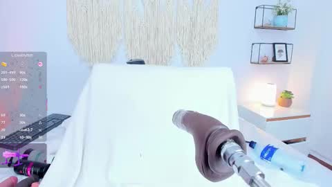 Snapshot of alexaa_lovely chatting on 03.27.26 Alexa online show from 03.27.26