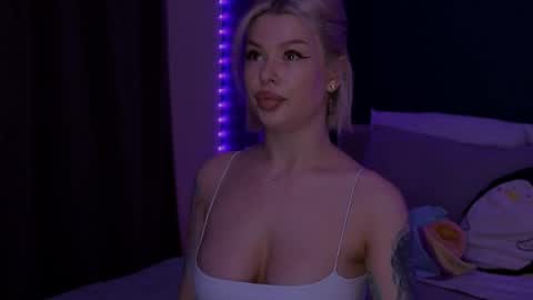 Alexa Mason online show from 04.16.26