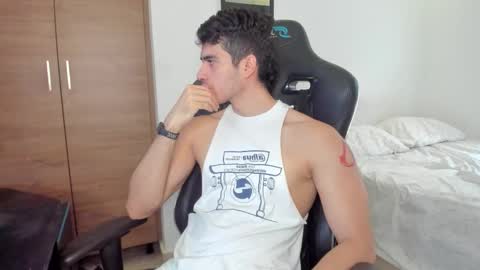 Snapshot of alexander__lips chatting on 09.11.25 alexander__lips online show from 09.11.25