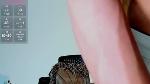 Snapshot of alexander_classy chatting on 02.28.26 Alex online show from 02.28.26