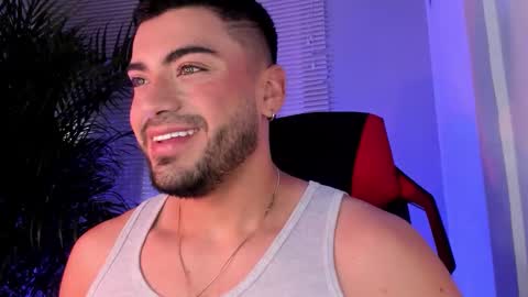 Alexander Diaz online show from 10.08.25