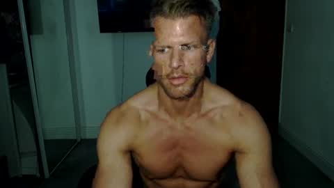 Snapshot of alexandersteelmuscle chatting on 06.20.26 Alexander Steel online show from 06.20.26
