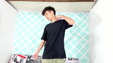 chicos hot online show from 12.07.24