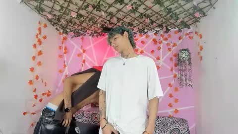 chicos hot online show from 12.01.25