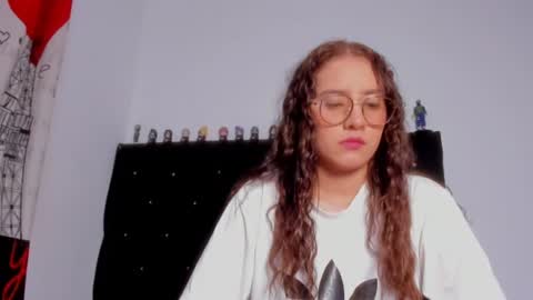 Snapshot of alexandra_clauss chatting on 06.17.26 alexandra clauss online show from 06.17.26