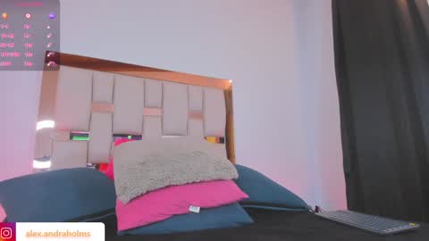 alexandra_holms1 online show from 01.08.25