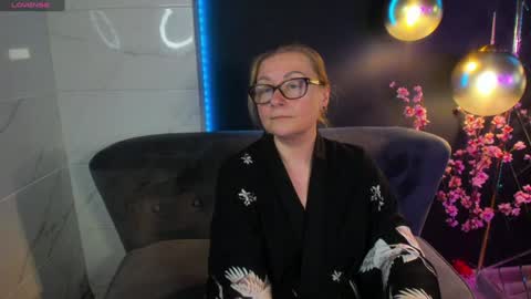 Alexandra online show from 01.06.25