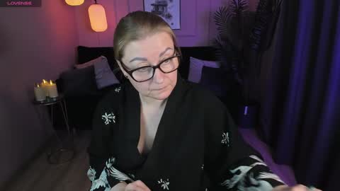 Alexandra online show from 01.20.25