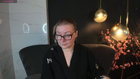 Alexandra online show from 01.25.25