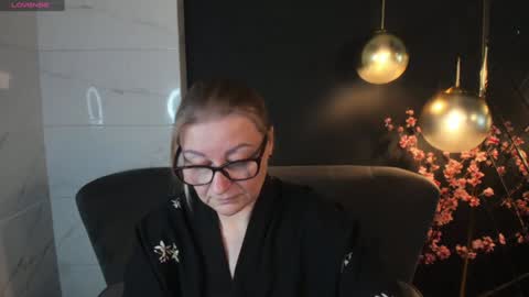 Alexandra online show from 01.25.25