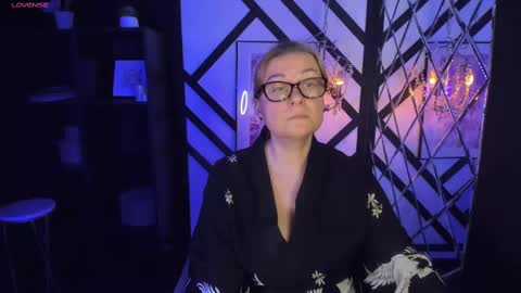 Alexandra online show from 02.14.25