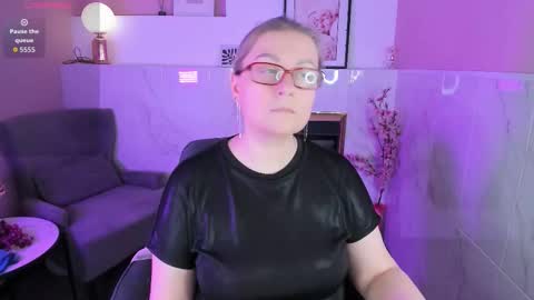 Alexandra online show from 03.06.26