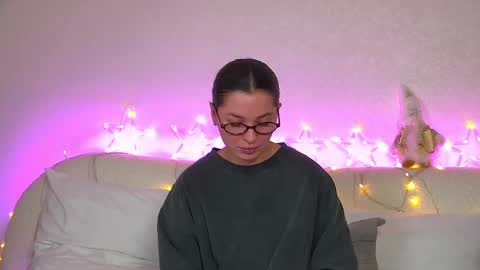 Snapshot of alexandrabloom chatting on 12.18.24 AlexandraBloom online show from 12.18.24