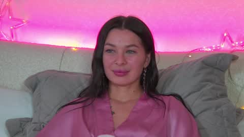 Snapshot of alexandrabloom chatting on 01.10.25 AlexandraBloom online show from 01.10.25