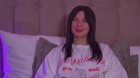 Snapshot of alexandrabloom chatting on 01.27.25 AlexandraBloom online show from 01.27.25
