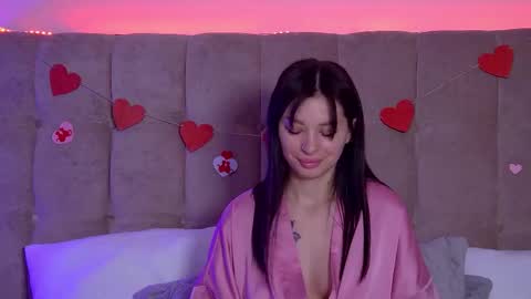 Snapshot of alexandrabloom chatting on 02.13.25 AlexandraBloom online show from 02.13.25