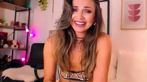 alexandrawooow online show from 03.24.26