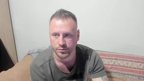Snapshot of alexboy2022 chatting on 03.08.25 onlyfans..alexyno2022 online show from 03.08.25