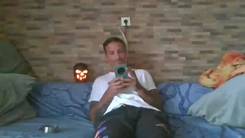 alexdelarge23 online show from 10.27.25