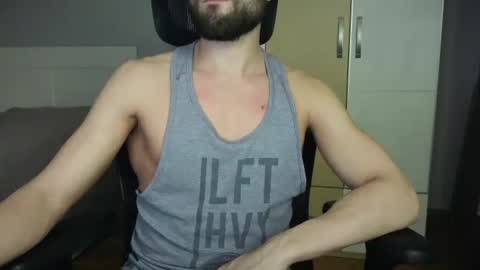 Snapshot of alexfittopx chatting on 07.26.26 AlexFit online show from 07.26.26