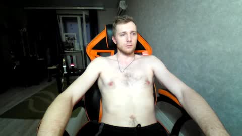 Snapshot of alexfox2018 chatting on 01.12.25 Alex online show from 01.12.25