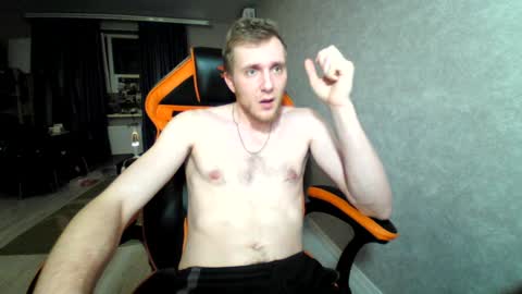 Snapshot of alexfox2018 chatting on 01.30.25 Alex online show from 01.30.25