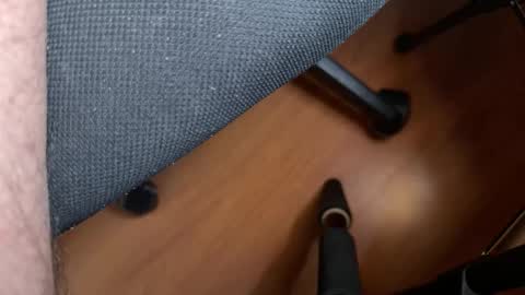 Snapshot of alexhoward chatting on 11.25.25 alexhoward online show from 11.25.25