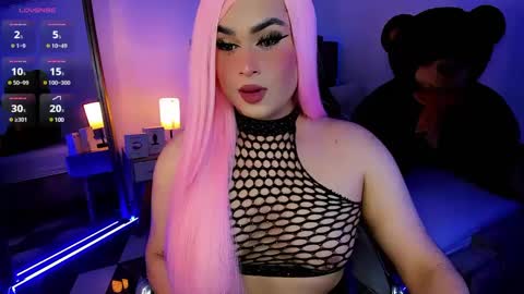 Snapshot of alexia_mattel chatting on 02.08.25 alexia mattel online show from 02.08.25