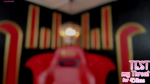 Alexiaa  Online 1430 to 2100 GMT-5 online show from 03.12.25