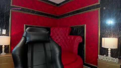 Alexiaa  Online 1430 to 2100 GMT-5 online show from 02.20.26