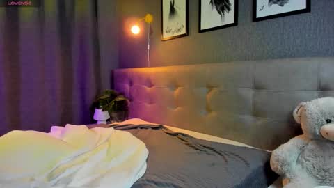 Alexis   Mon Tue Wed Thu Fri 7 GMT 0100am-0700am  online show from 11.03.25