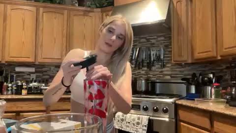 Snapshot of alexispaige06 chatting on 02.20.26 alexispaige06 online show from 02.20.26