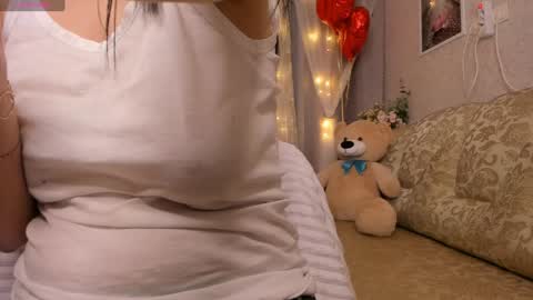 Snapshot of alexissadele chatting on 12.22.24 Amely online show from 12.22.24